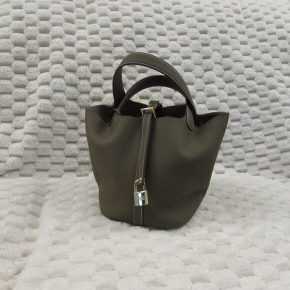 Women's Cowhide Bucket Bag, Fashionable Solid Color Taupe Handbag - Picture 4 of 14